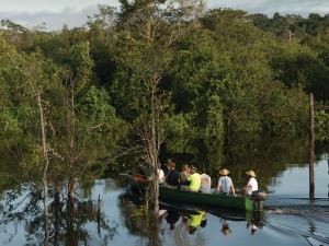 BRA1004CuierasCanoe.jpg