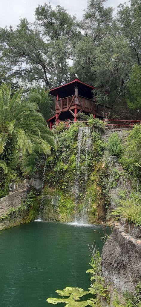 9010_Vertical_Waterfall.jpg