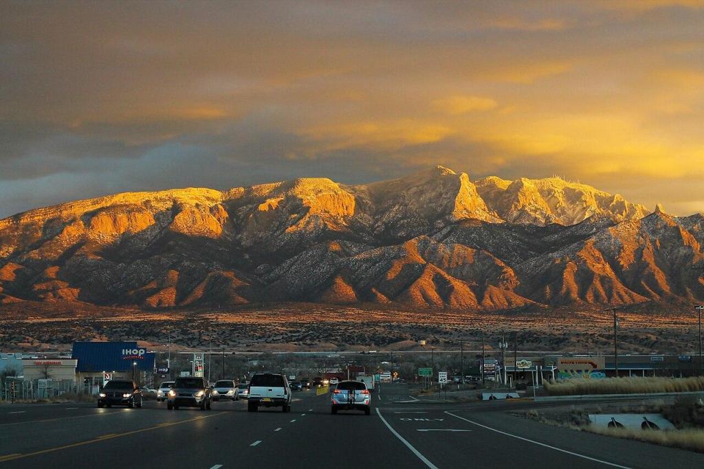US_Route_550_with_Sandia_Mountains_(32133362550).thumb.jpg.0527eab1a1fc718e81251fee60dc1be0.jpg